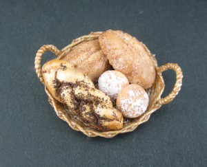 small bread basket
